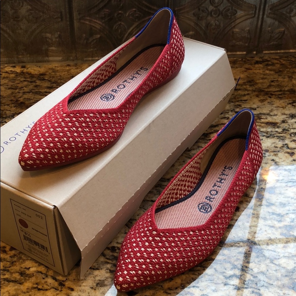 ROTHY’S red apple honeycomb point, US 8 1/2 NEW